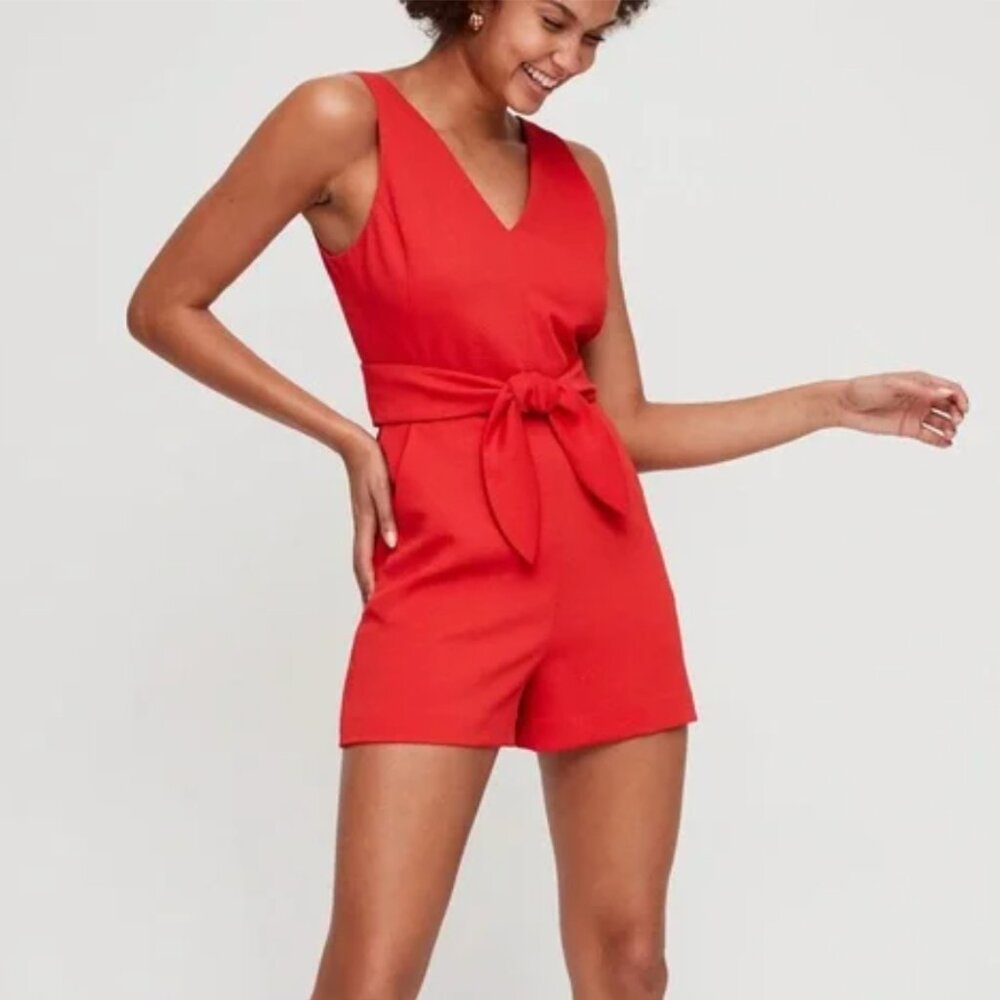Aritzia Wilfred Écoulement Romper Tie Waist Open Back
